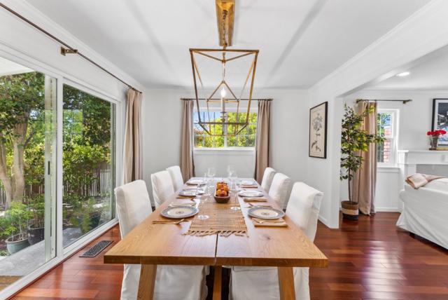 2 Black Tail Lane, Monterey CA: https://media.crmls.org/mediaz/819f80f1-0d00-4828-a502-a57eb08c929d.jpg