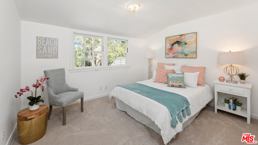 926 N Alpine Drive