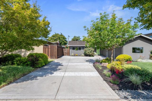 971 Delbert Way, San Jose CA: https://media.crmls.org/mediaz/81a070ed-5e3c-47c7-9e9a-28a242268816.jpg