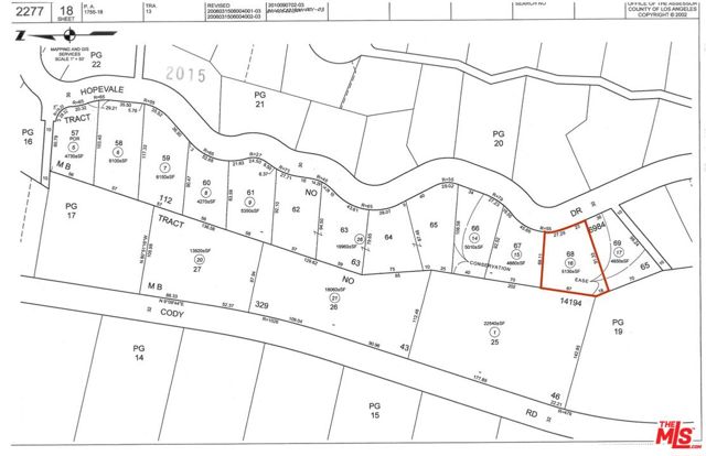 3905 N Hopevale Drive, Sherman Oaks CA: https://media.crmls.org/mediaz/81a2576f-cd61-453a-b1ec-2672afd017cd.jpg