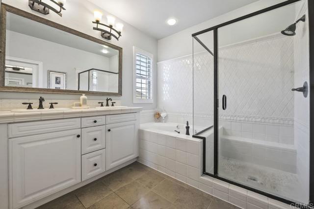 Detail Gallery Image 21 of 31 For 15517 Canton Ridge, San Diego,  CA 92127 - 3 Beds | 3 Baths