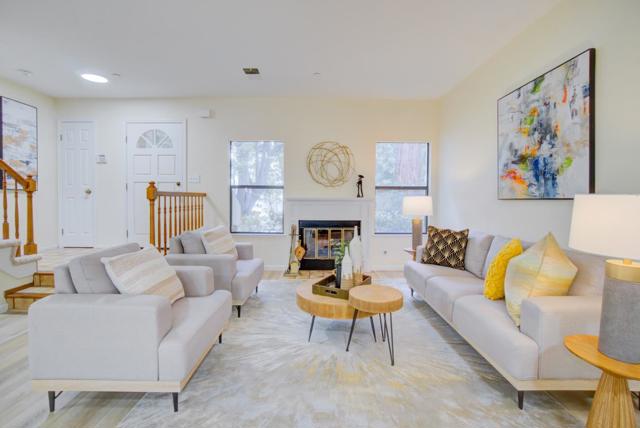926 La Mesa Terrace, Sunnyvale CA: https://media.crmls.org/mediaz/81a44437-81e8-4a1d-b4b9-a46757333d80.jpg