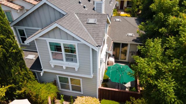 140 Sarafina Way, Gilroy CA: https://media.crmls.org/mediaz/81a54ca1-7984-45d9-8ee2-dcf7057a6028.jpg