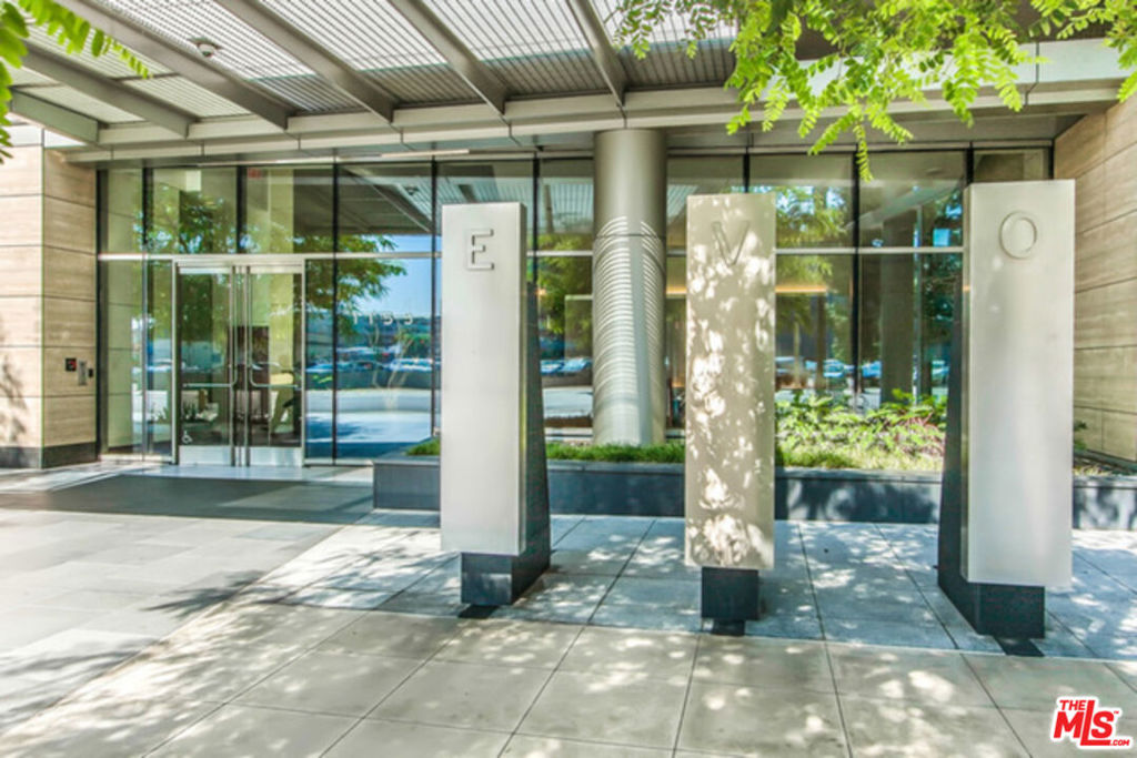 1155 S Grand Avenue #418
