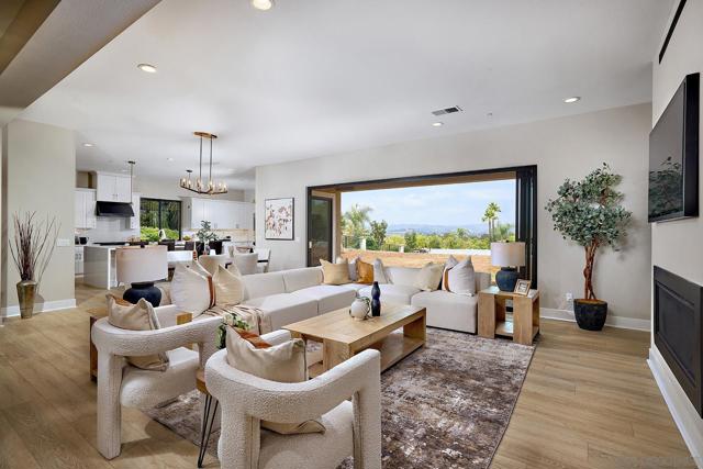 1755 Calle Catalina, Escondido CA: https://media.crmls.org/mediaz/81a68af6-0a5e-49b2-b36c-adaa8da4b2c6.jpg