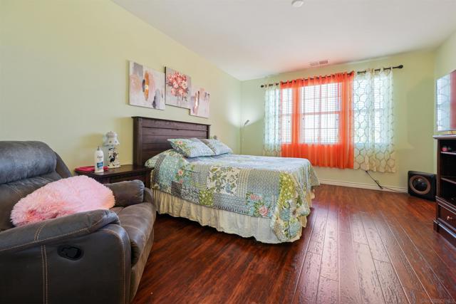 Image 14 of 22 For 1518 El Prado St  3