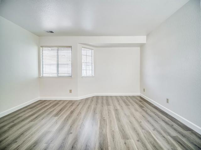 3460 Wine Cask Way, San Jose CA: https://media.crmls.org/mediaz/81a9b281-e5a7-4d87-98f6-b18d8144b740.jpg