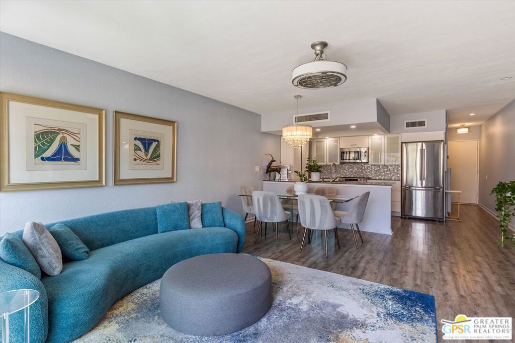 1655 E Palm Canyon Drive #306