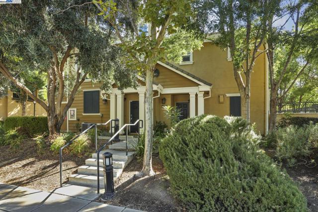 292 W Lucita Way, Mountain House CA: https://media.crmls.org/mediaz/81ab084b-3699-4212-8a6e-0a8b11f489c5.jpg