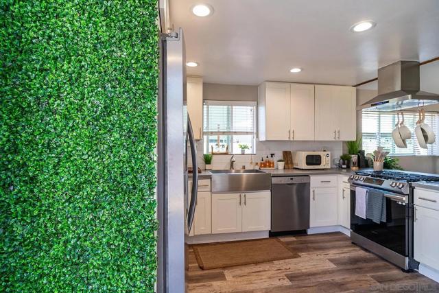 3721 Chamoune, San Diego CA: https://media.crmls.org/mediaz/81ab3f8b-a03d-44a6-ac1c-50c77264f1f5.jpg