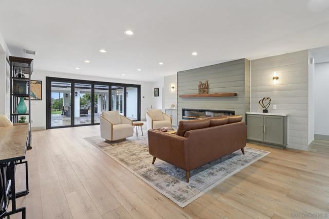 Image 4 of 73 For 43 Corte Maria Ave