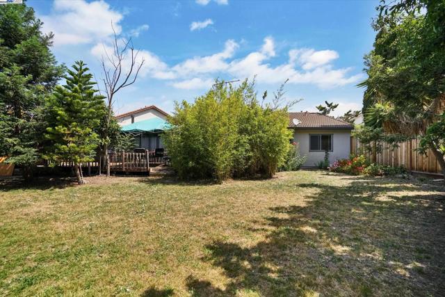 4909 Romeo, Fremont CA: https://media.crmls.org/mediaz/81abb350-7653-442f-a1bb-601591edb9fe.jpg