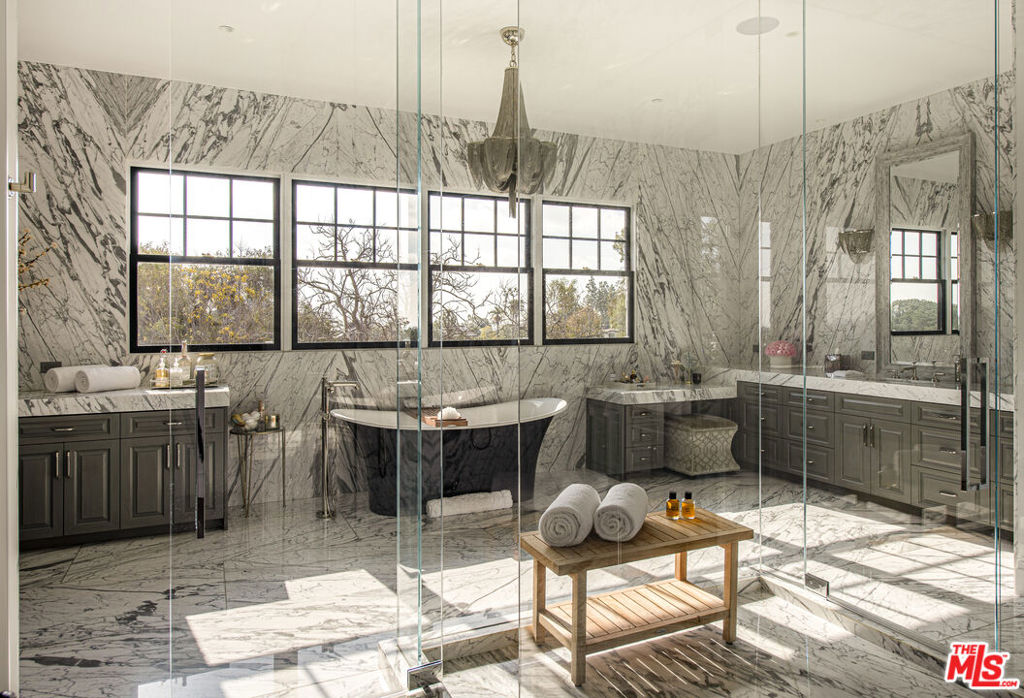 MLS #25490861 img 13