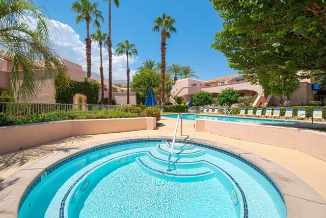 500 E Amado Road, Palm Springs CA: https://media.crmls.org/mediaz/81ad4461-7996-497a-8c39-67c905ff1f5e.jpg