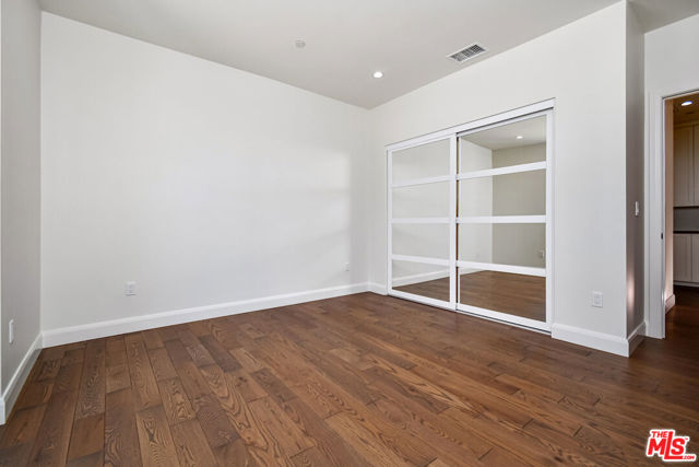 29677 Mulholland Highway, Agoura Hills CA: https://media.crmls.org/mediaz/81ada83c-b46d-4402-883e-951db5213d5e.jpg