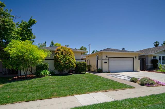6372 Tamalpais Avenue, San Jose CA: https://media.crmls.org/mediaz/81ae150e-3934-413b-a8fe-4b7510a1e336.jpg