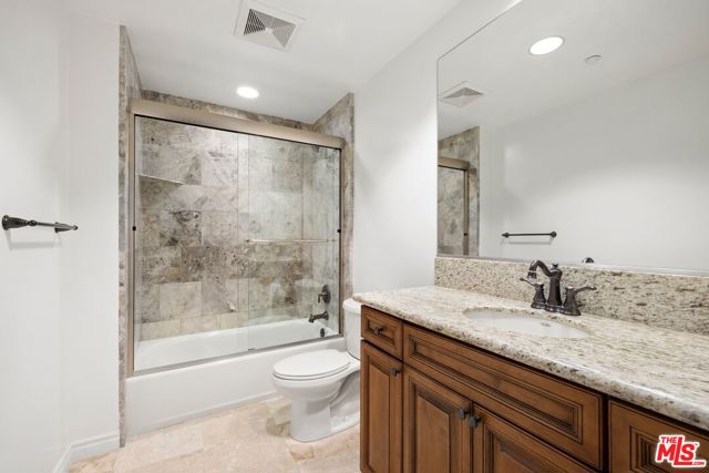 11633 Chenault Street, Los Angeles CA: https://media.crmls.org/mediaz/81af92b9-5c8f-4714-959c-5a91be32ed74.jpg
