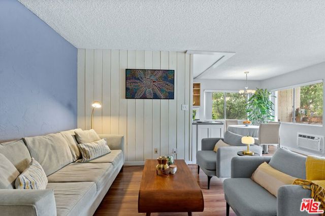 1831 Prosser Avenue, Los Angeles CA: https://media.crmls.org/mediaz/81b10811-9925-434b-a109-35d0034014a6.jpg