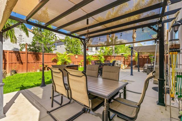 1299 Bellingham, Oceanside CA: https://media.crmls.org/mediaz/81b1eb06-20d7-4c0c-b286-d1071c2755a7.jpg