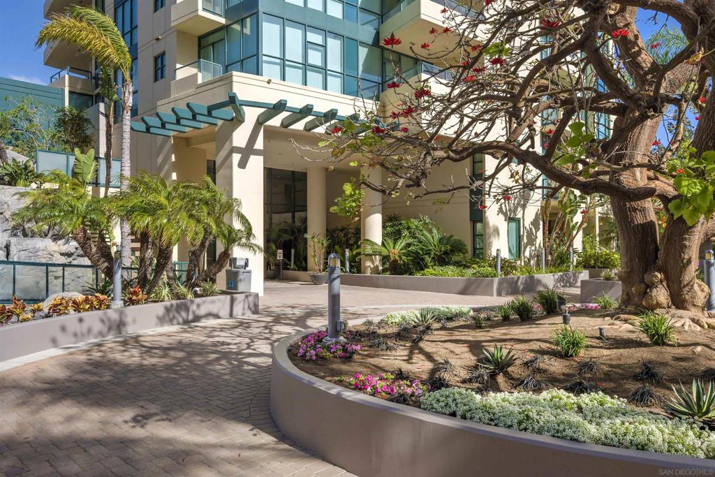 MLS #250043476SD image #45