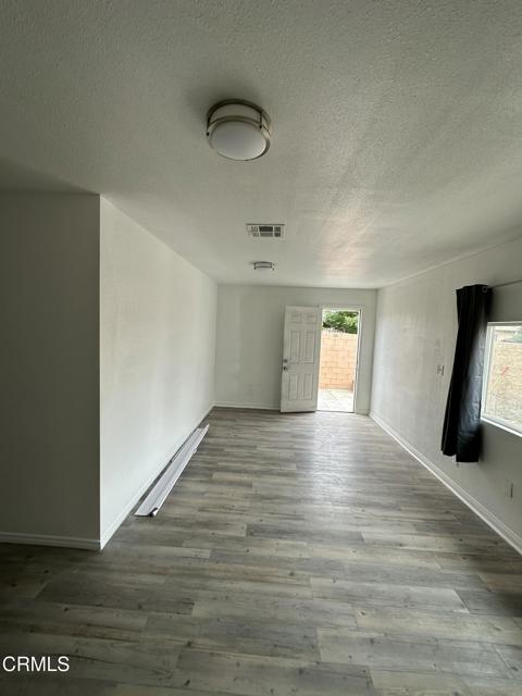Detail Gallery Image 7 of 22 For 1734 Indian Hill Bld, Pomona,  CA 91767 - 1 Beds | 1 Baths