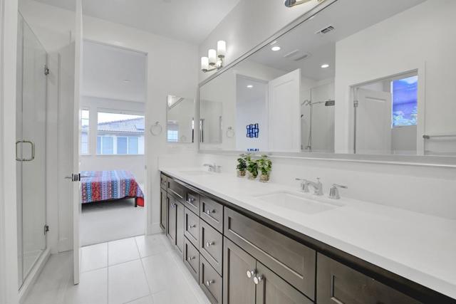 1426 S Central Parkway, Mountain House CA: https://media.crmls.org/mediaz/81b49258-748b-4f9b-8b3e-54ac53b25365.jpg