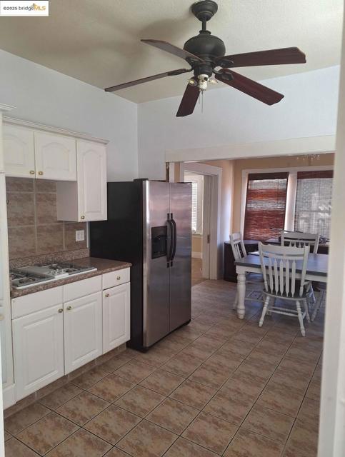 619 W 6Th St, Antioch CA: https://media.crmls.org/mediaz/81b7146a-b5fc-4c78-b290-2aabbd4bac3b.jpg