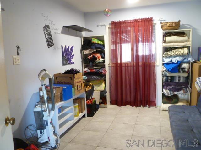 553 Sears Ave, San Diego CA: https://media.crmls.org/mediaz/81b7d204-aaa1-46df-b447-40008cb59621.jpg