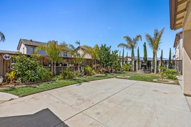 662 Ventura Drive, Soledad CA: https://media.crmls.org/mediaz/81b82739-e743-46ee-9686-7c6371bf380c.jpg