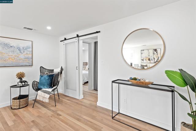 2188 1st Ave, Napa CA: https://media.crmls.org/mediaz/81b8777e-eba6-4c60-b688-a30b0e7360e2.jpg