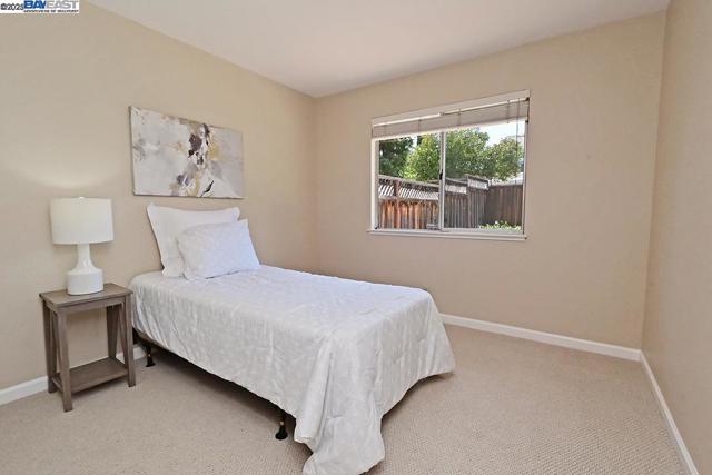 476 Mulqueeney St, Livermore CA: https://media.crmls.org/mediaz/81b90d3c-8cb0-4681-b4af-144eeba089b7.jpg