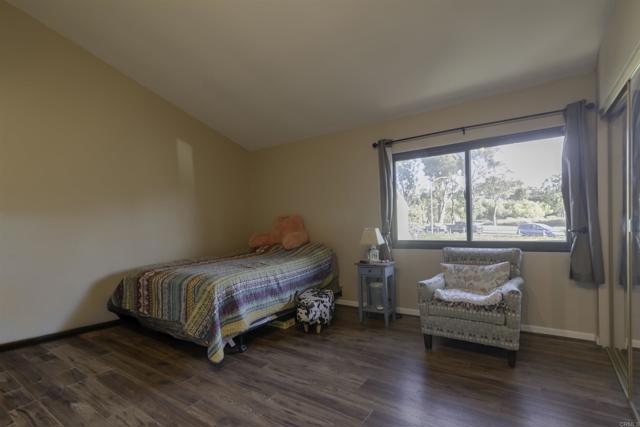 Detail Gallery Image 12 of 19 For 12650 Lakeshore Dr #160,  Lakeside,  CA 92040 - 2 Beds | 2 Baths