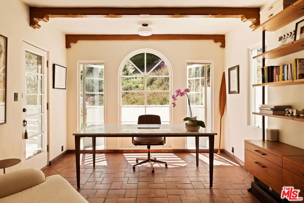 MLS #25592087 image #20