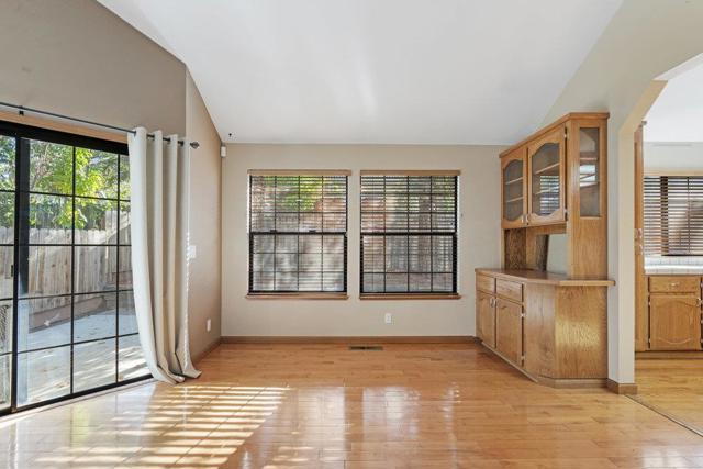 1511 Las Brisas Drive, Hollister CA: https://media.crmls.org/mediaz/81bb38a6-a399-4a46-9c60-fc5ea72a76a7.jpg