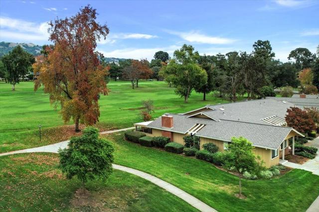 5050 Cribari Vale, San Jose CA: https://media.crmls.org/mediaz/81bc0e34-bbe1-455e-bd75-aac764cda9c5.jpg