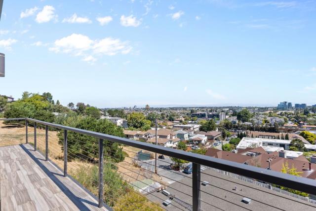 905 South Road, Belmont CA: https://media.crmls.org/mediaz/81bc8517-4322-466e-ad7b-ccfd32f3cc42.jpg