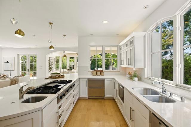 842 Boyce Avenue, Palo Alto CA: https://media.crmls.org/mediaz/81bcf97a-ac2f-428b-8531-6041eefbf83d.jpg