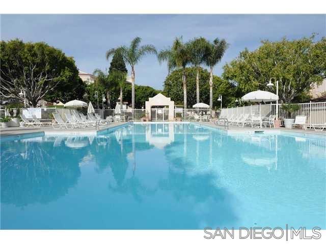 7263 Camino Degrazia, San Diego CA: https://media.crmls.org/mediaz/81be2d01-d8c3-4d89-8edc-ecfeacf987b9.jpg