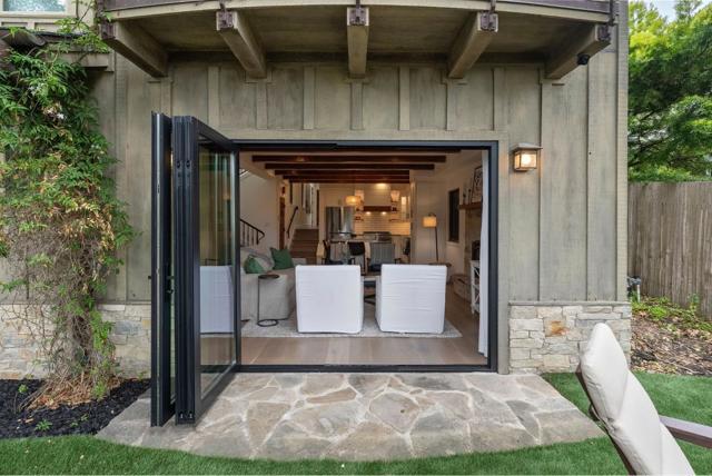 5 NE of 4th on Lopez, Carmel CA: https://media.crmls.org/mediaz/81be51ce-4d26-45a3-a89b-b41dbdf58e18.jpg