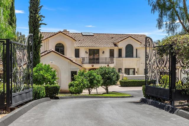 3433 Western Springs Rd, Encinitas CA: https://media.crmls.org/mediaz/81bf9df5-ed0b-49d0-ade9-f4632934518d.jpg