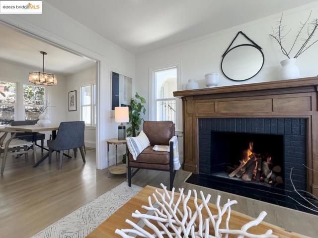 479 Kentucky Ave, Berkeley CA: https://media.crmls.org/mediaz/81c17677-7072-489c-b5dc-5344256774ea.jpg