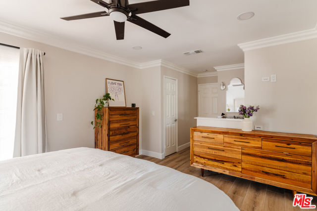 2641 Hartland Circle, Westlake Village CA: https://media.crmls.org/mediaz/81c27546-6784-4efd-94c3-9d6dd7bf3dca.jpg