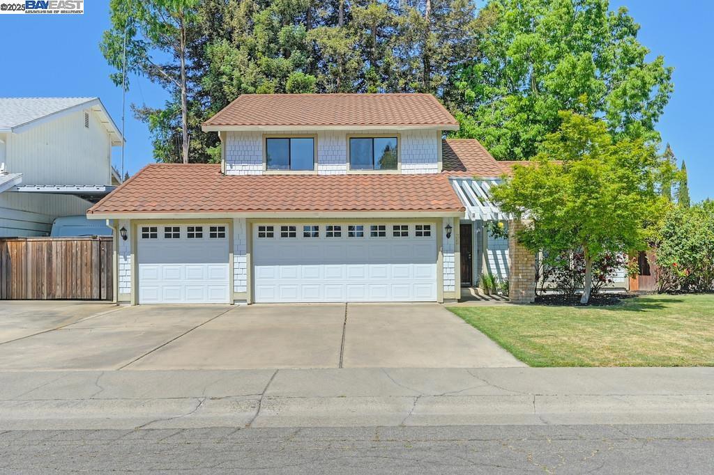 35 Pebble River Cir