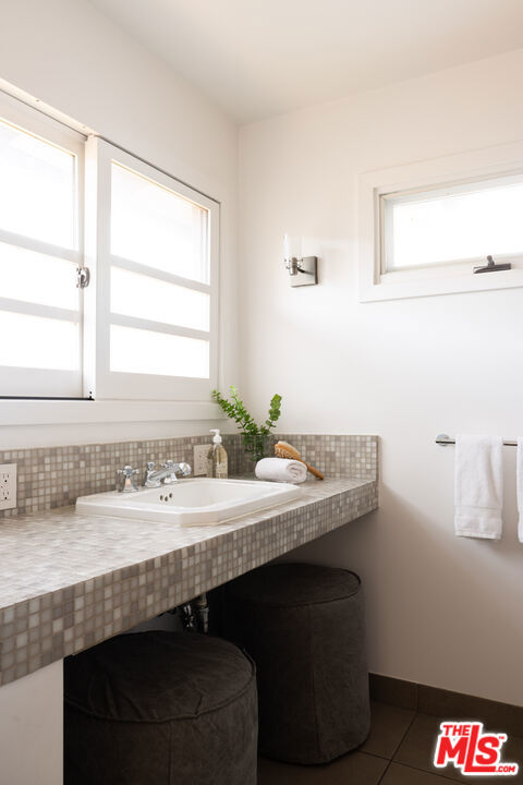 6300 Mulholland Highway, Los Angeles CA: https://media.crmls.org/mediaz/81c3c980-f72f-4cf3-9773-bcc9504b8e67.jpg