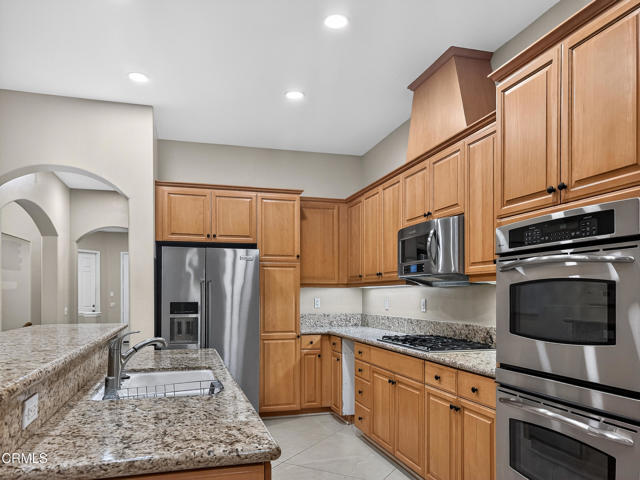 Detail Gallery Image 4 of 29 For 1399 Cordova Ct, Camarillo,  CA 93010 - 4 Beds | 3 Baths