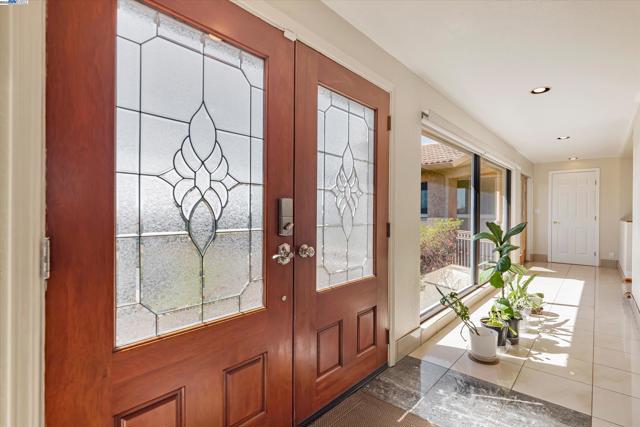 41794 Vargas Rd, Fremont CA: https://media.crmls.org/mediaz/81c4ef52-a623-4f64-98ae-f8acd9f95d28.jpg