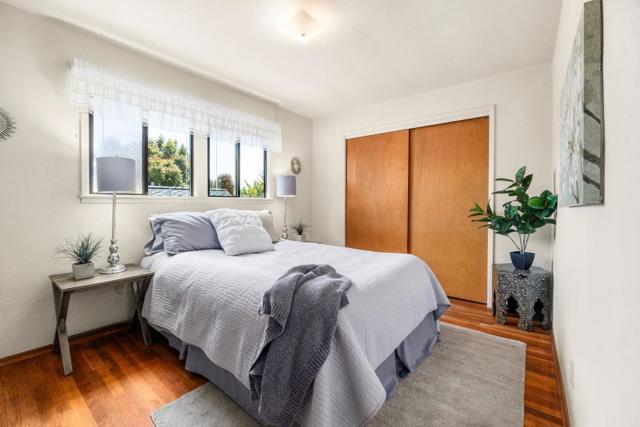411 Alta Vista Dr, Santa Cruz CA: https://media.crmls.org/mediaz/81c51ce4-4b56-4707-b151-bb6b16905f2b.jpg