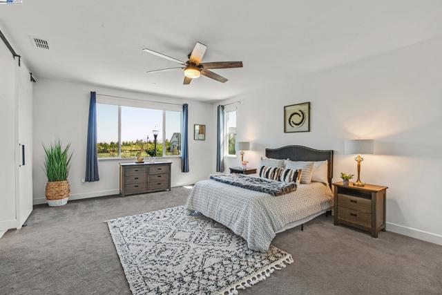 2222 Davie Pl, Tracy CA: https://media.crmls.org/mediaz/81c554cf-96d7-43a5-ba9b-170b2d65a547.jpg