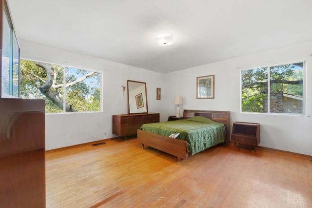 3915 Kingridge Drive, San Mateo CA: https://media.crmls.org/mediaz/81c58c20-1546-4bea-9dbd-eceb1ca30f8f.jpg