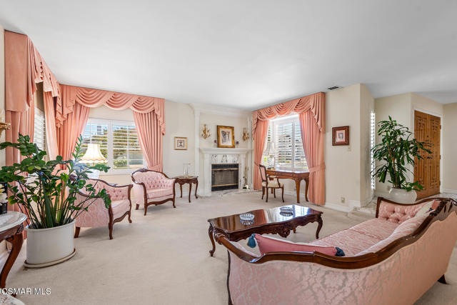 17627 Vincennes Street, Northridge CA: https://media.crmls.org/mediaz/81c680ee-018e-4444-a347-c58d3c71f69a.jpg